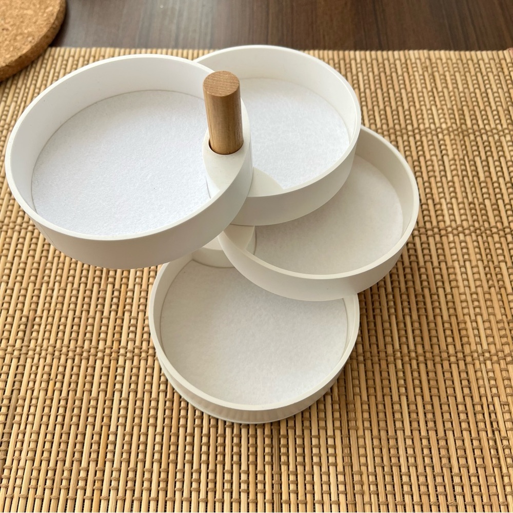 Elegant White Tiered Jewelry Tray